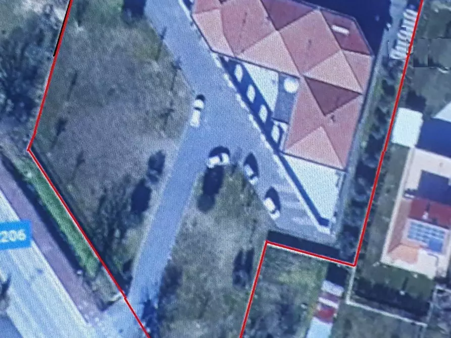 Immagine 2 di Loft/Open space in vendita  a Pisa