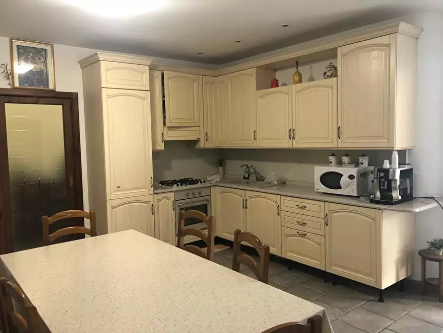 Immagine 3 di Loft/Open space in vendita  a Pisa