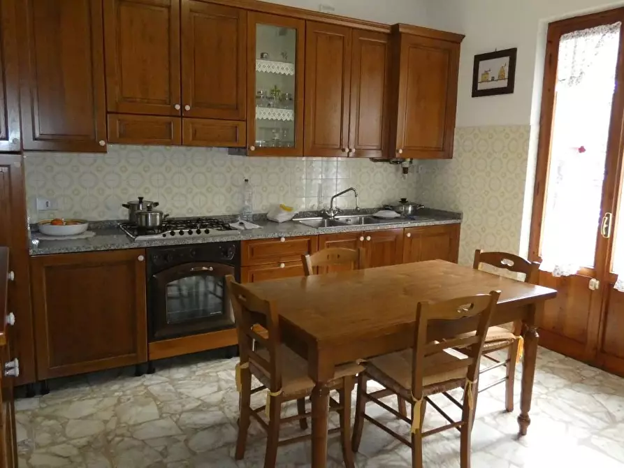Immagine 2 di Casa bifamiliare in vendita  a Rosignano Marittimo