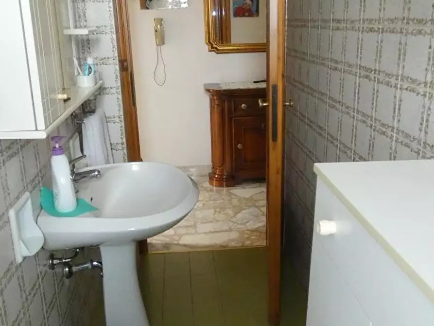 Immagine 13 di Casa bifamiliare in vendita  a Rosignano Marittimo