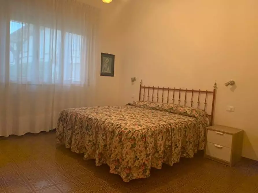 Immagine 5 di Appartamento in affitto  a Camaiore