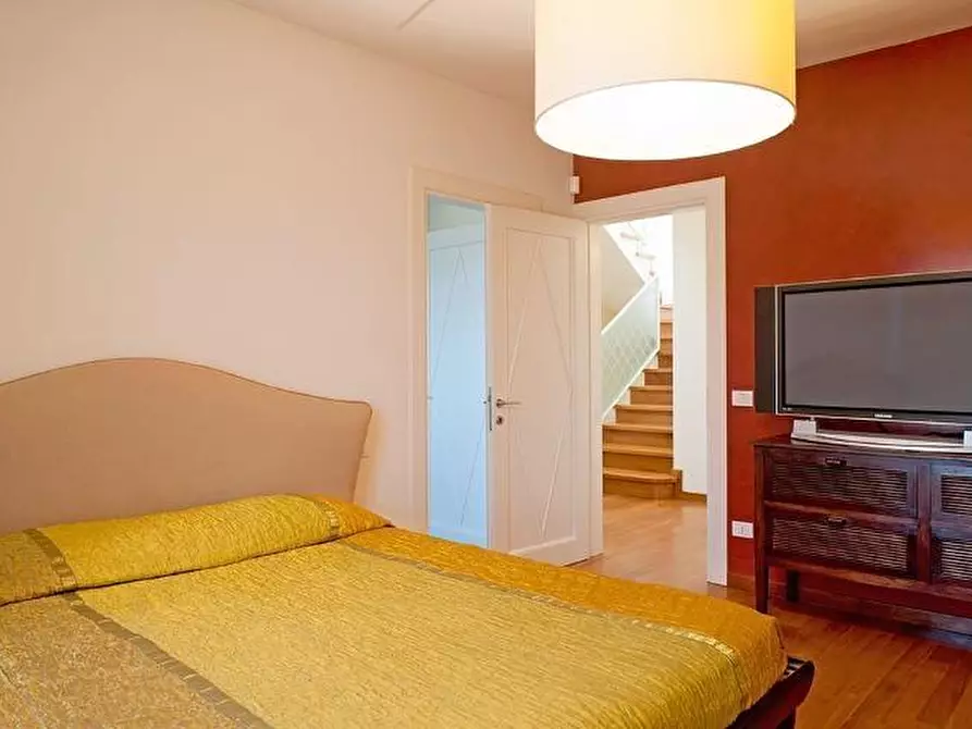 Immagine 33 di Villa in affitto  a Forte Dei Marmi