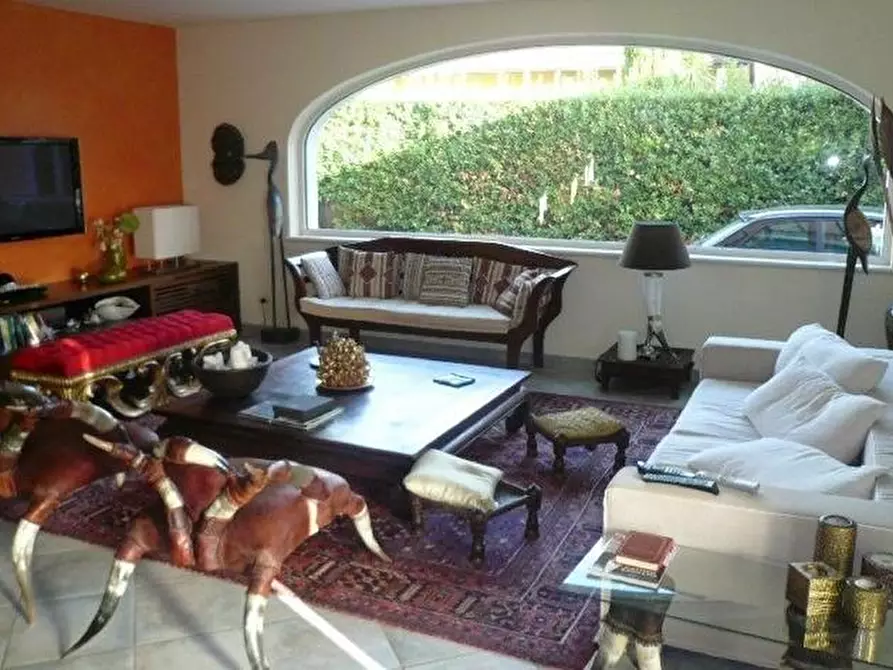 Immagine 21 di Villa in affitto  a Forte Dei Marmi