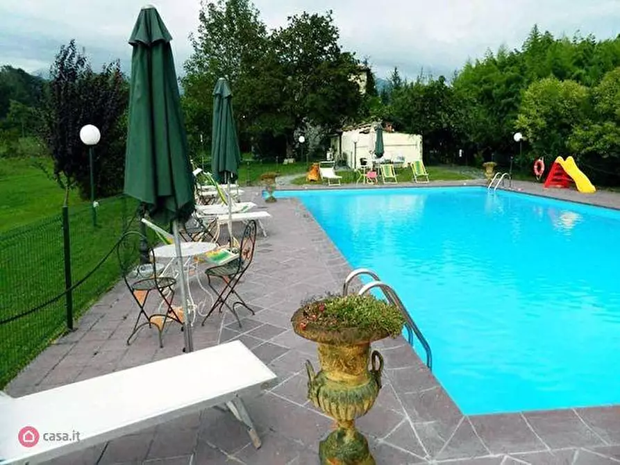 Immagine 10 di Casa colonica in vendita  a Villafranca In Lunigiana