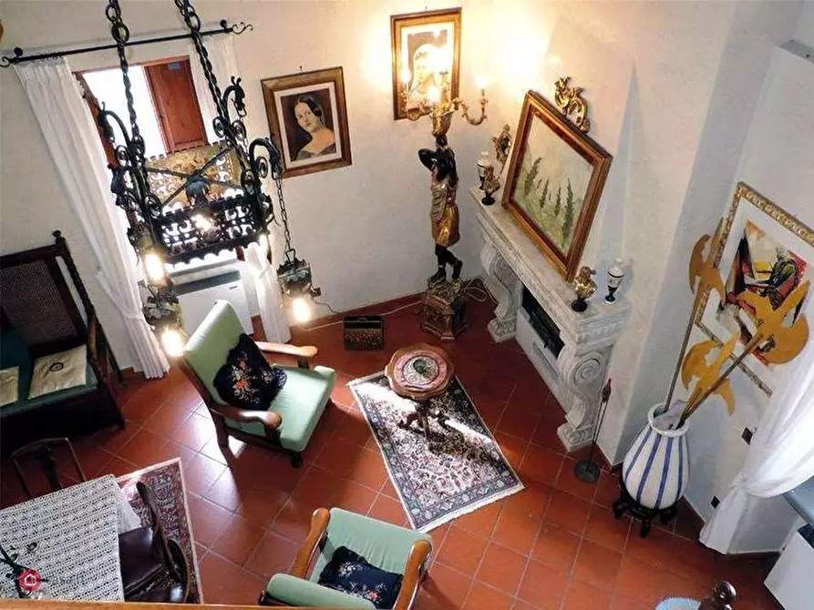 Immagine 24 di Casa colonica in vendita  a Villafranca In Lunigiana