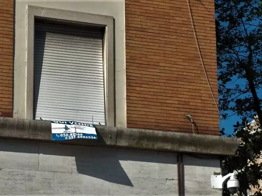 Immagine 11 di Appartamento in vendita  a Pisa