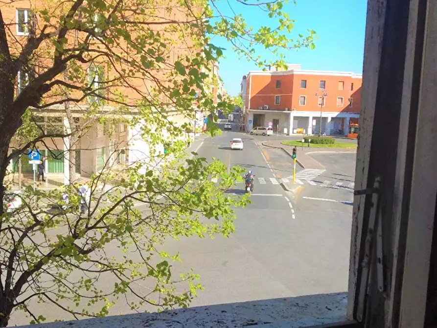 Immagine 2 di Appartamento in vendita  a Pisa