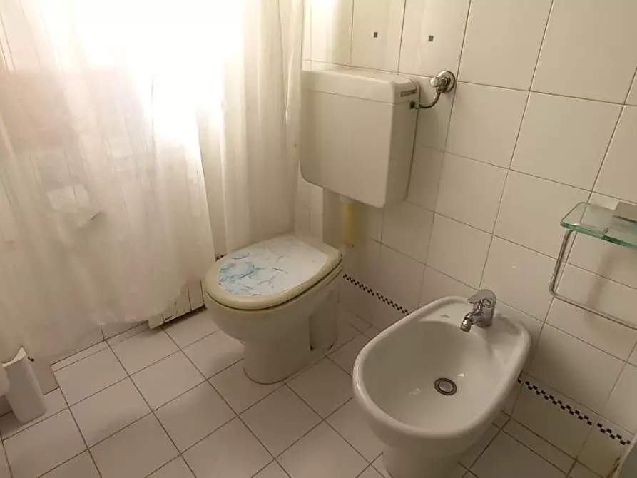 Immagine 11 di Appartamento in vendita  a Castelfiorentino