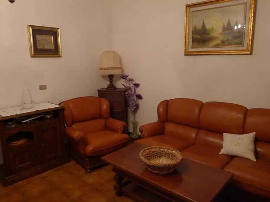 Immagine 16 di Casa colonica in vendita  a Scansano