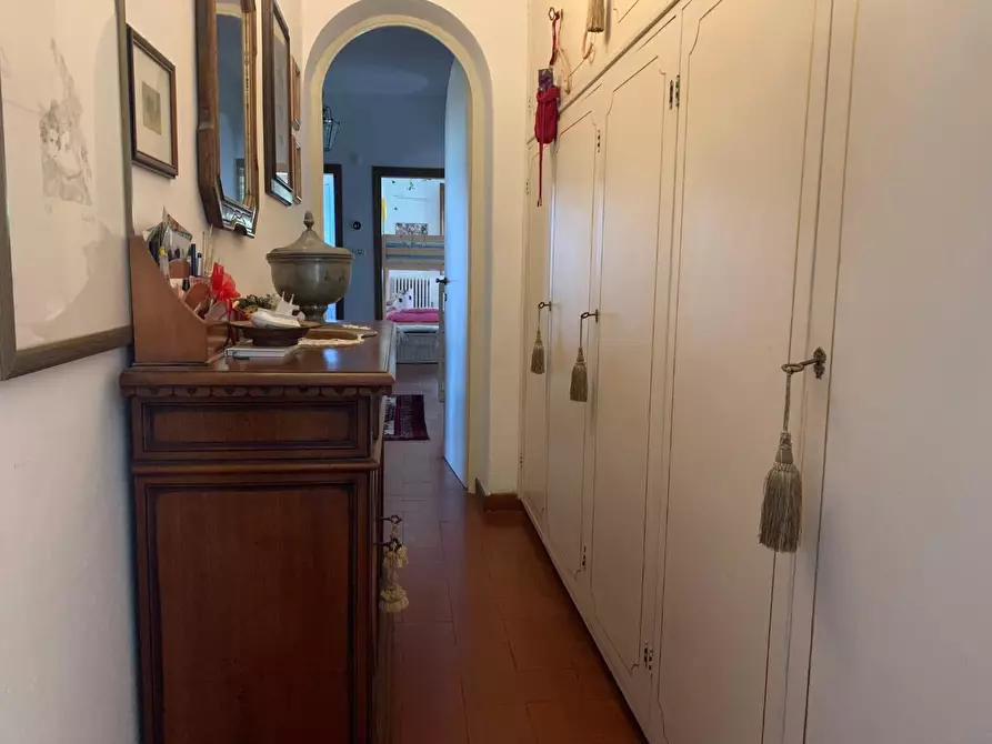 Immagine 17 di Villa in vendita  a San Giuliano Terme