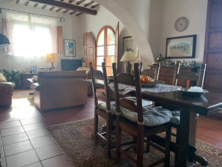 Immagine 12 di Villa in vendita  a San Giuliano Terme
