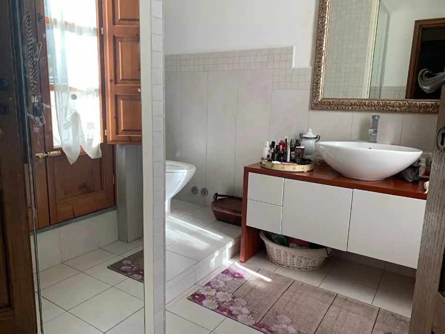 Immagine 20 di Villa in vendita  a San Giuliano Terme