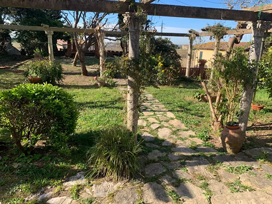 Immagine 5 di Villa in vendita  a San Giuliano Terme