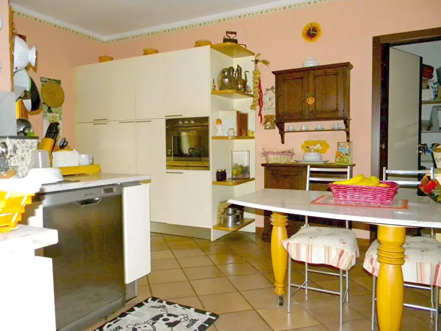 Immagine 20 di Villa in vendita  a San Giuliano Terme