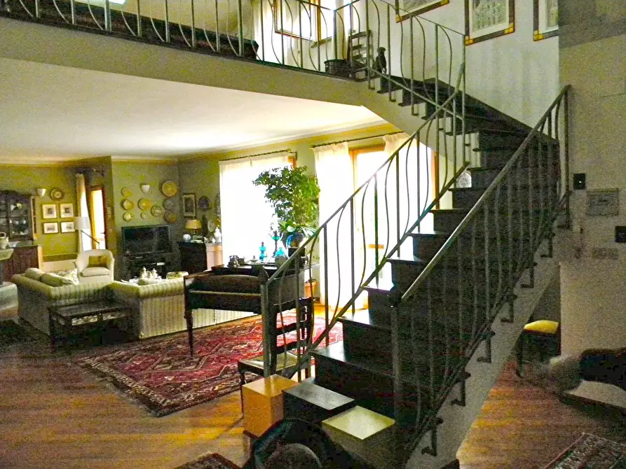 Immagine 14 di Villa in vendita  a San Giuliano Terme