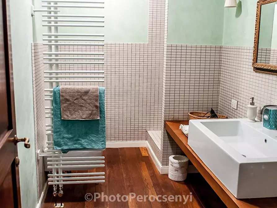 Immagine 32 di Casa colonica in vendita  a Montespertoli