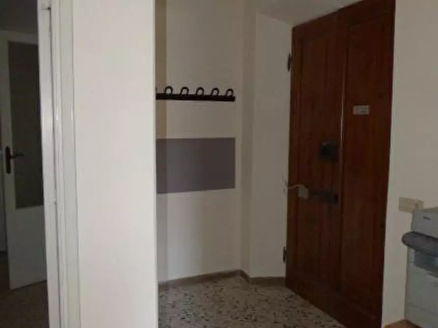Immagine 2 di Ufficio in affitto  a Pisa