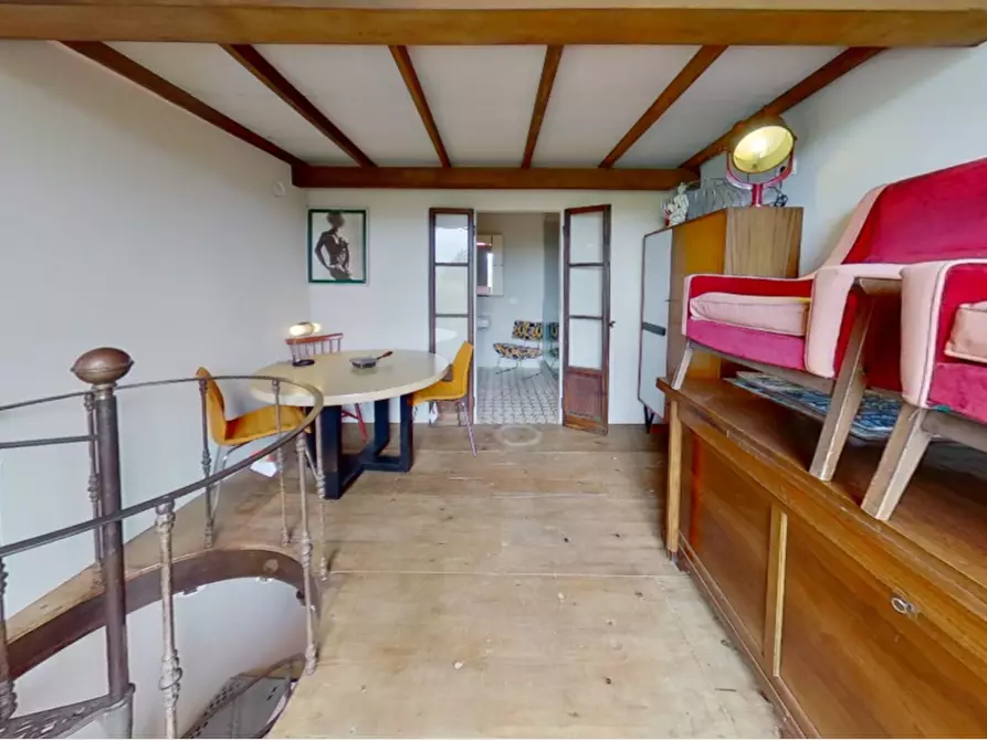 Immagine 14 di Rustico / casale in vendita  a Lucca