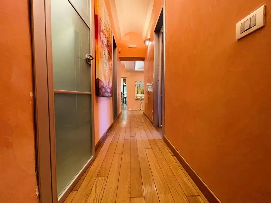 Immagine 31 di Appartamento in vendita  a Pietrasanta