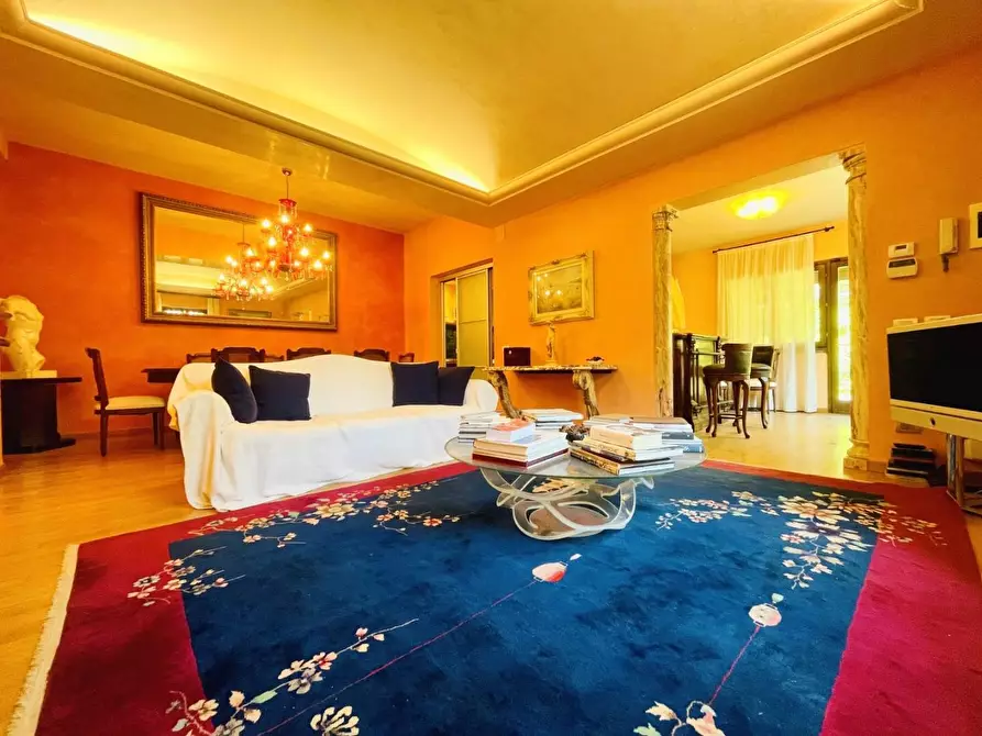 Immagine 9 di Appartamento in vendita  a Pietrasanta