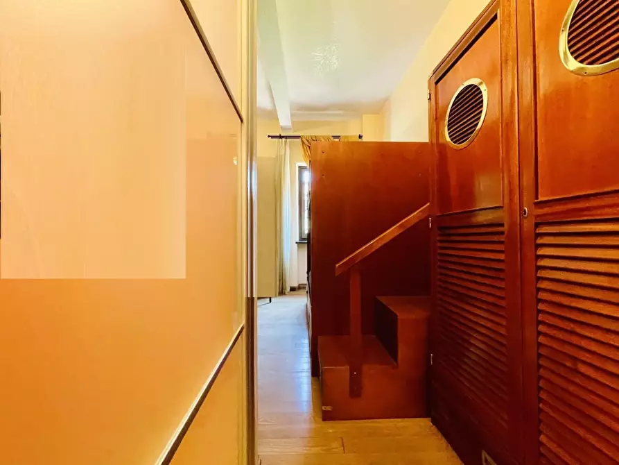 Immagine 27 di Appartamento in vendita  a Pietrasanta