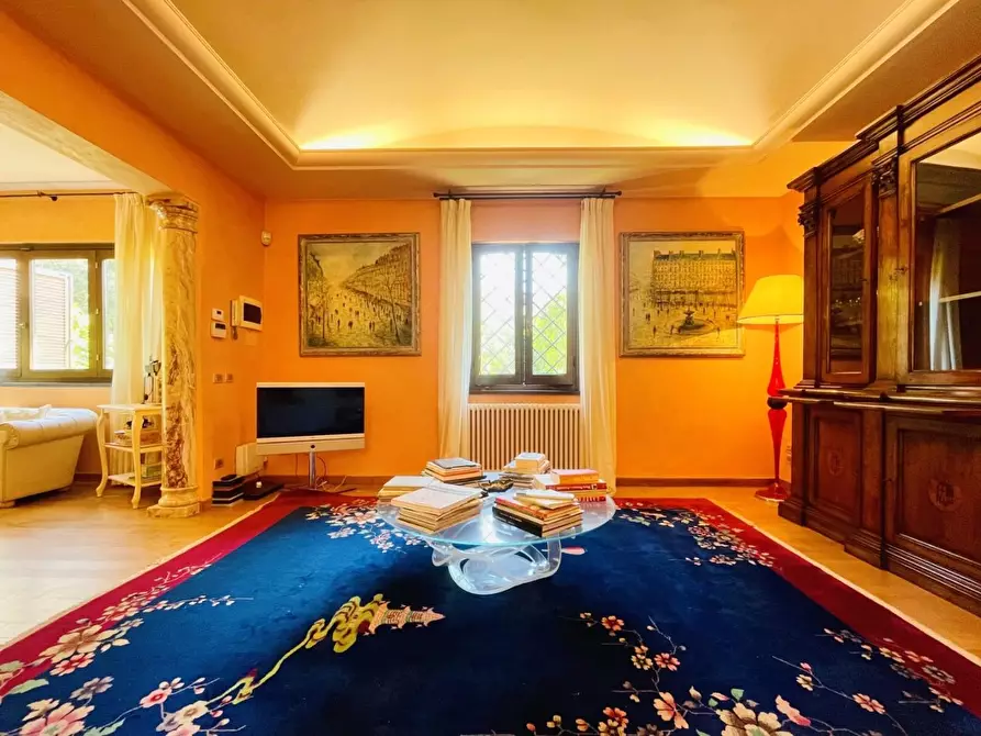 Immagine 7 di Appartamento in vendita  a Pietrasanta