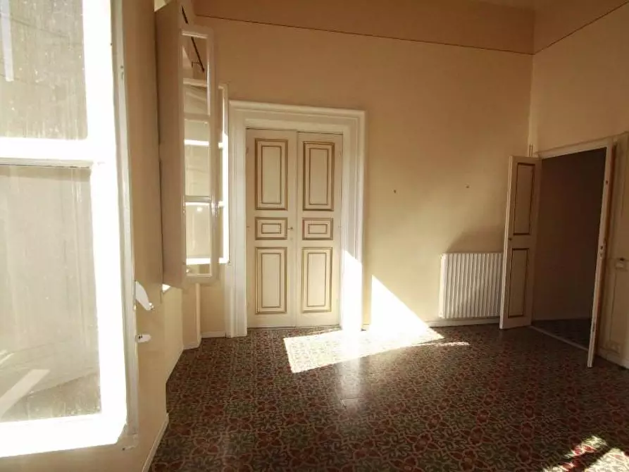 Immagine 7 di Appartamento in affitto  a Lucca