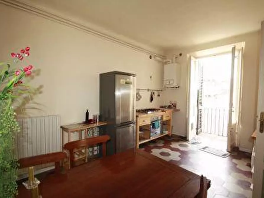 Immagine 1 di Appartamento in affitto  a Lucca