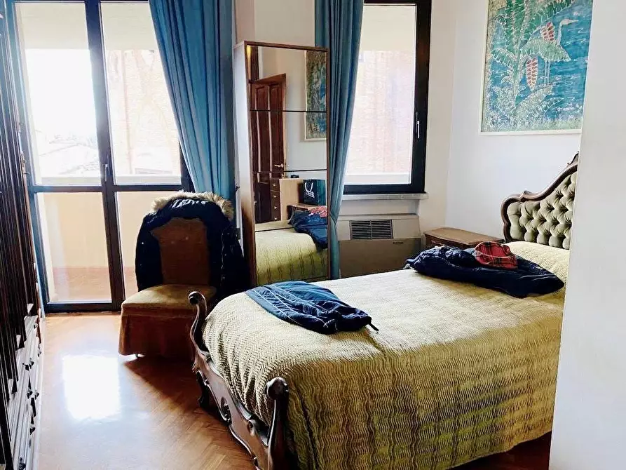 Immagine 8 di Mansarda in vendita  a Pisa