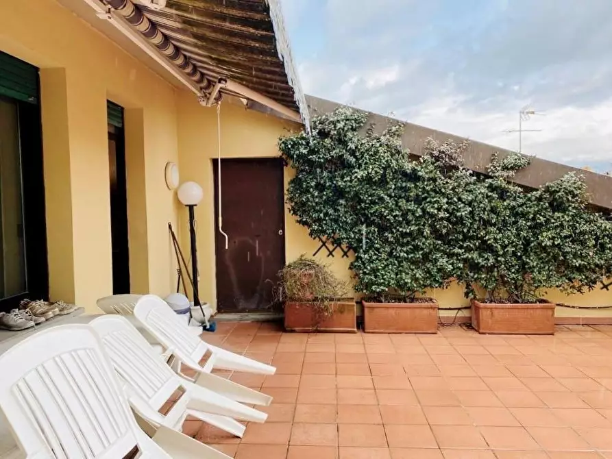 Immagine 6 di Mansarda in vendita  a Pisa