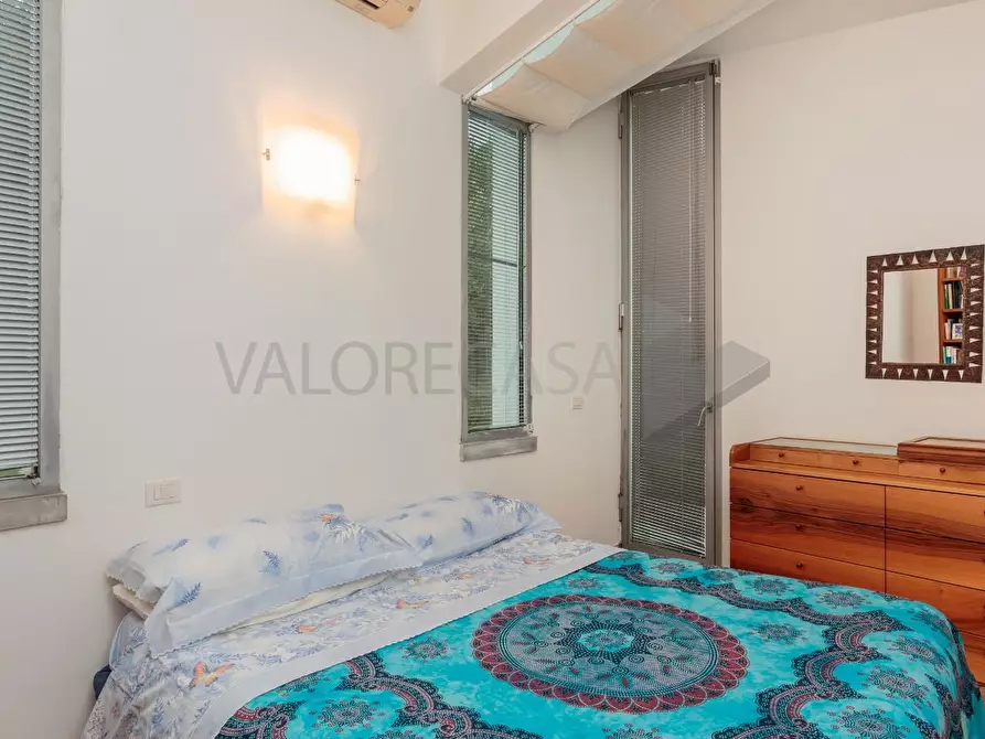 Immagine 23 di Villa in vendita  a Carrara