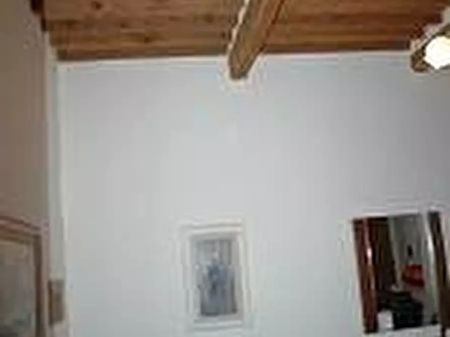 Immagine 23 di Casa colonica in vendita  a Cascina