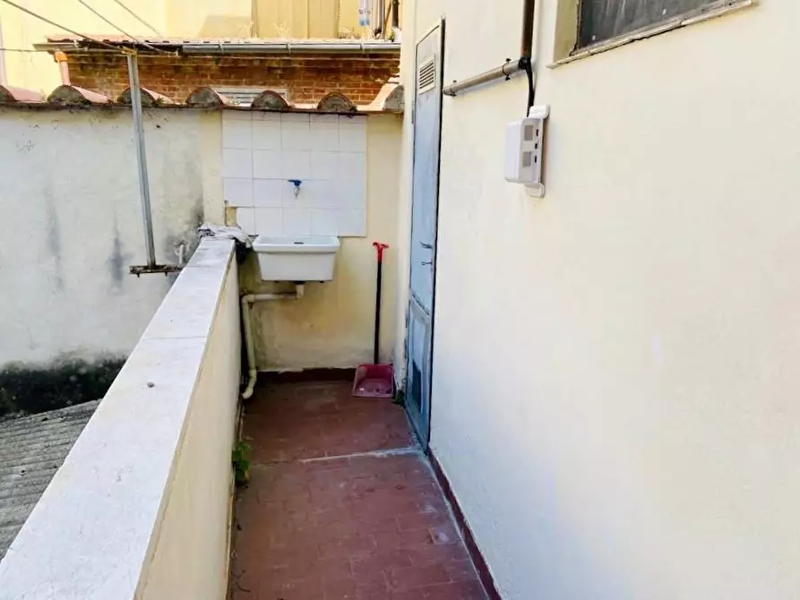 Immagine 10 di Terratetto in vendita  a Pisa