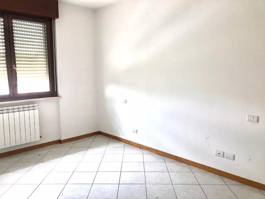 Immagine 10 di Appartamento in vendita  a Siena