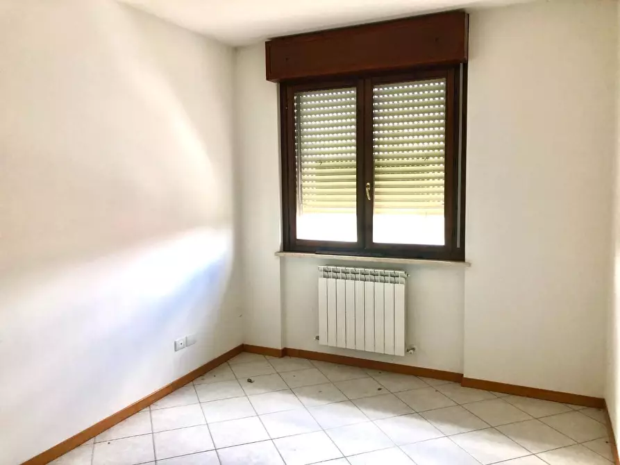 Immagine 11 di Appartamento in vendita  a Siena