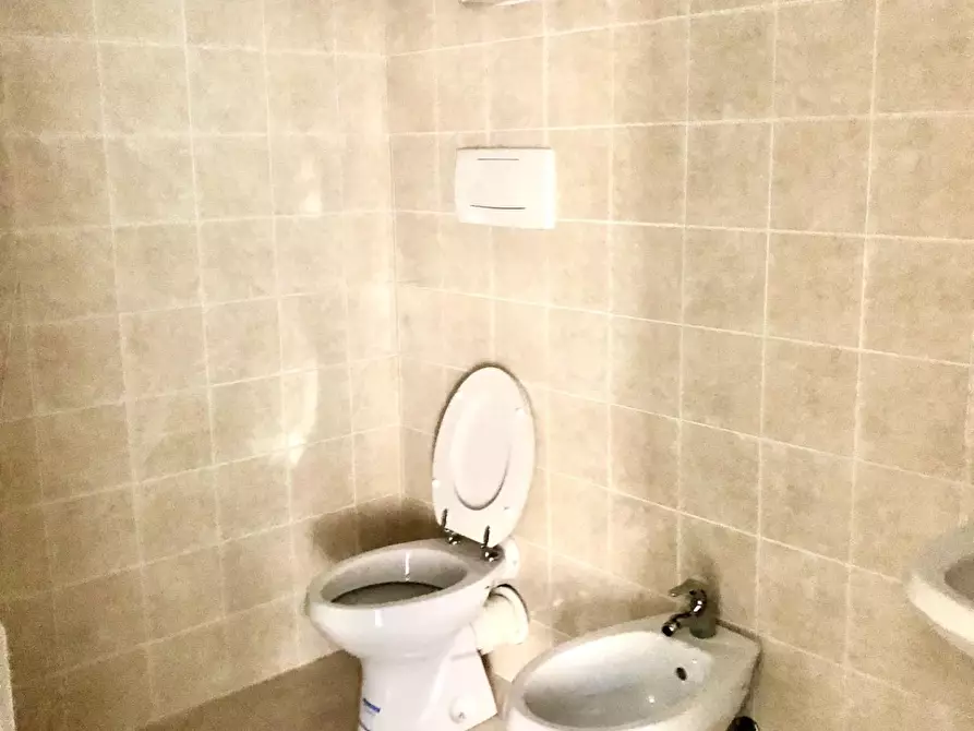 Immagine 18 di Appartamento in vendita  a Siena