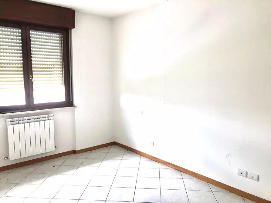 Immagine 12 di Appartamento in vendita  a Siena