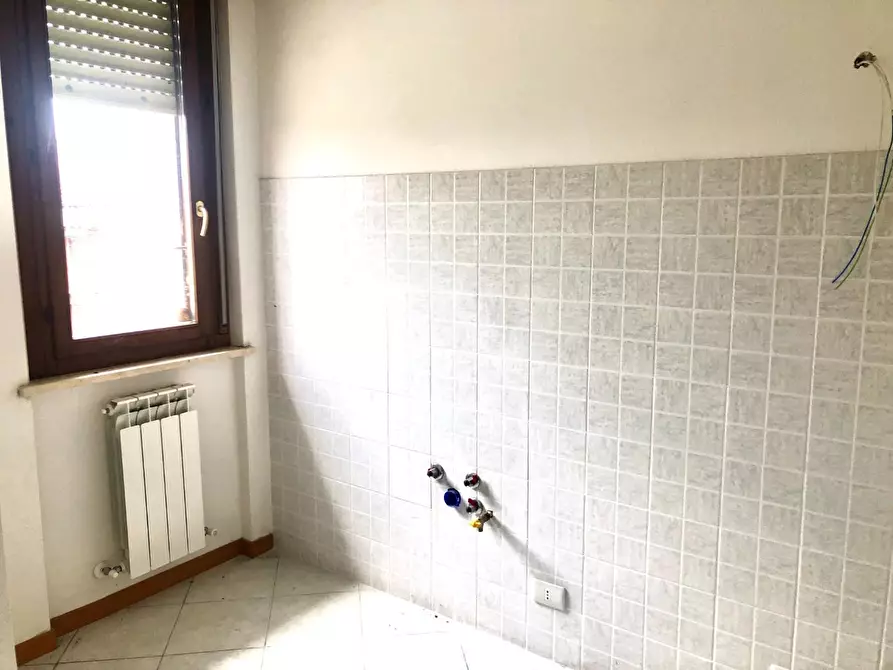 Immagine 6 di Appartamento in vendita  a Siena