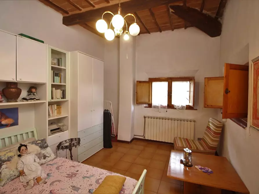 Immagine 8 di Appartamento in vendita  a Siena