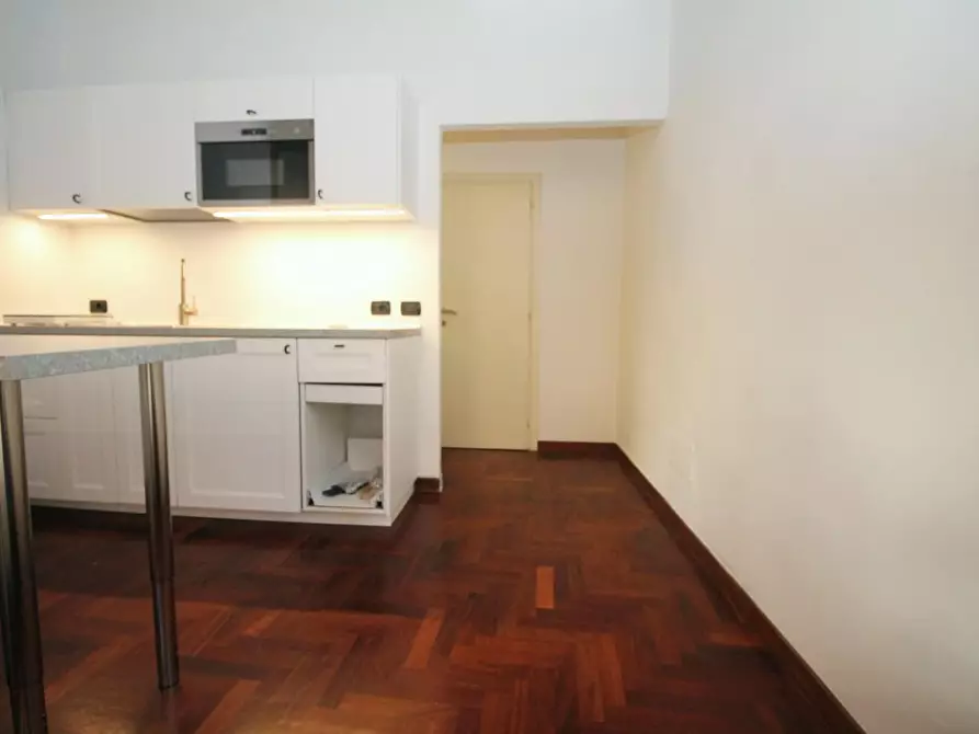 Immagine 4 di Appartamento in affitto  a Siena