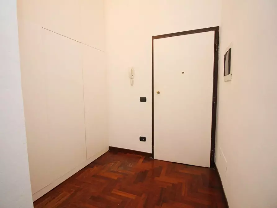 Immagine 18 di Appartamento in affitto  a Siena