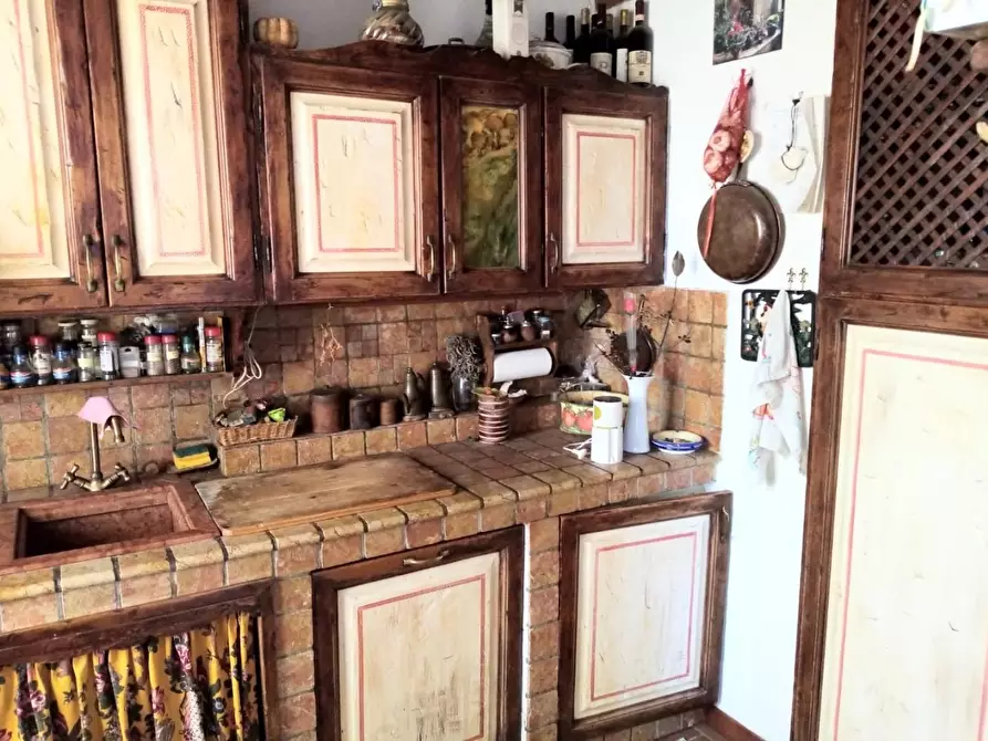 Immagine 3 di Appartamento in vendita  a Livorno