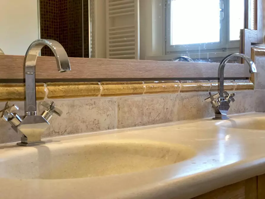 Immagine 43 di Casa bifamiliare in vendita  a Fucecchio