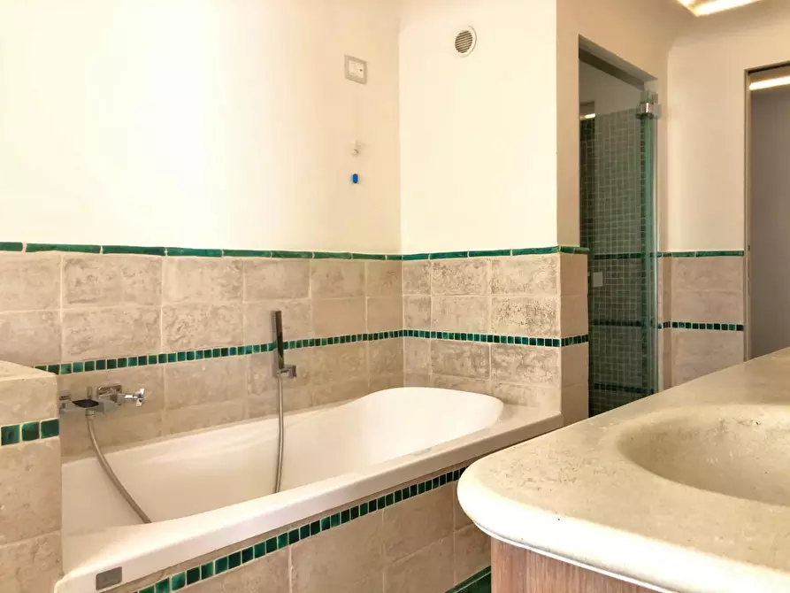 Immagine 20 di Casa bifamiliare in vendita  a Fucecchio