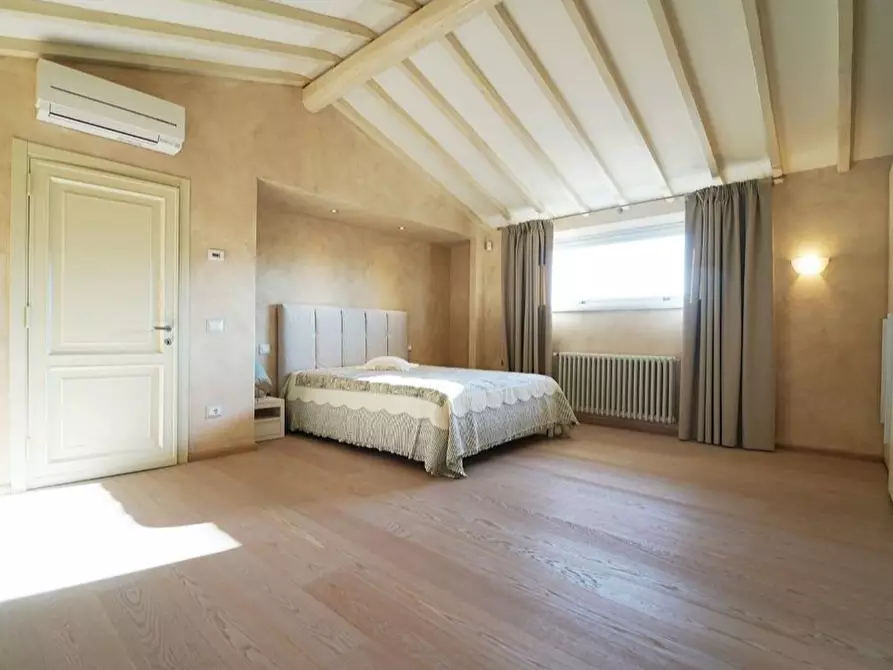 Immagine 33 di Casa bifamiliare in vendita  a Fucecchio