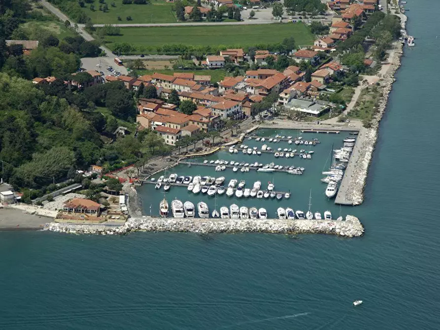 Immagine 4 di Appartamento in vendita  a Ameglia