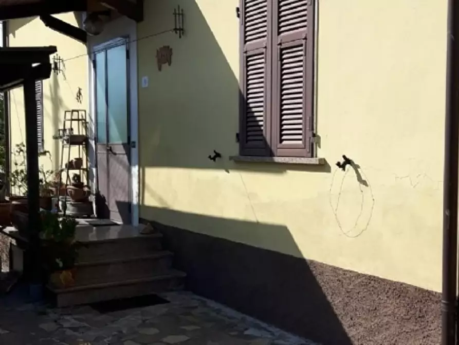 Immagine 19 di Casa indipendente in vendita  a Carrara