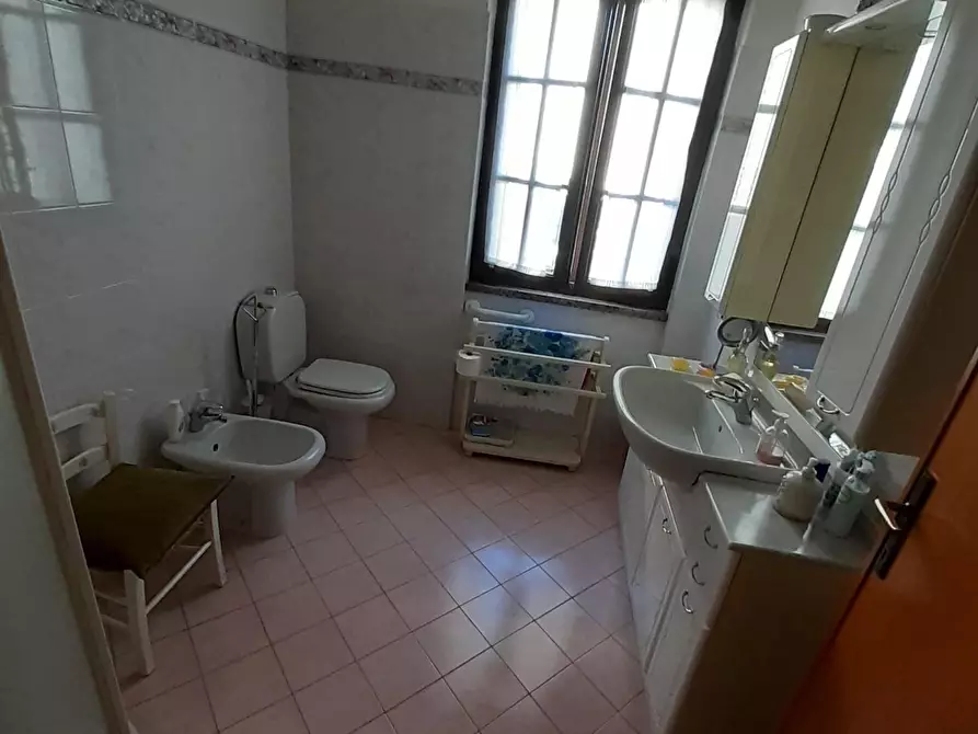 Immagine 26 di Casa indipendente in vendita  a Carrara