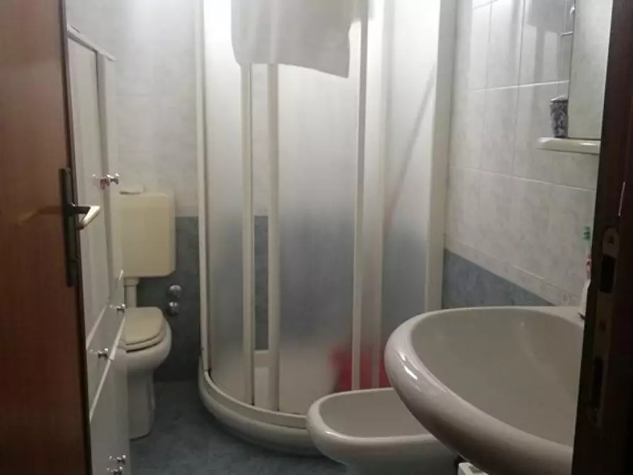 Immagine 10 di Casa indipendente in vendita  a Carrara