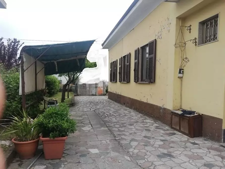 Immagine 14 di Casa indipendente in vendita  a Carrara